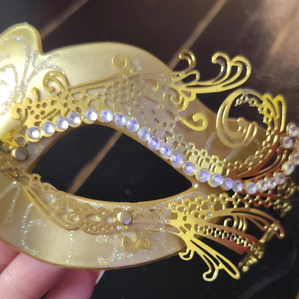Elegant Gold and White Masquerade Face Mask